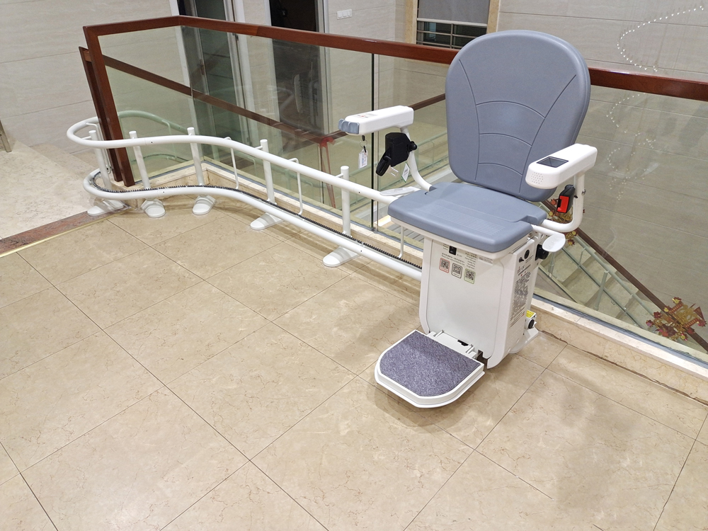 曲線座椅電梯 曲線座椅電梯